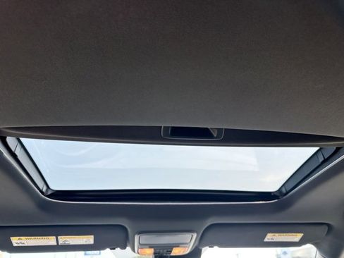 Used 2023 Honda Passport EX-L image 10