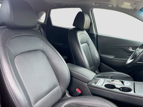 Used 2023 Hyundai Kona Limited w/ Cargo Package image 29