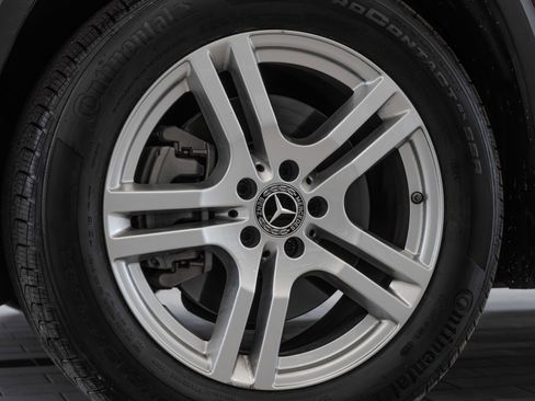 Certified 2021 Mercedes-Benz GLA 250 4MATIC image 33