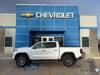 Used 2023 GMC Canyon Denali
