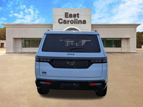 New 2026 Jeep Grand Wagoneer Limited image 4