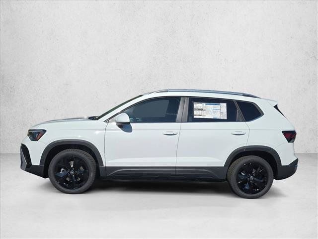 New 2026 Volkswagen Taos SE FWD image 8