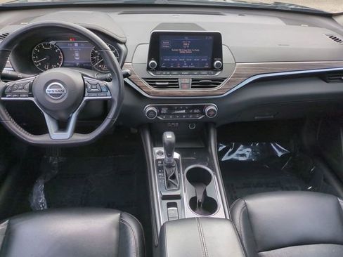 Used 2021 Nissan Altima 2.5 SL FWD image 14