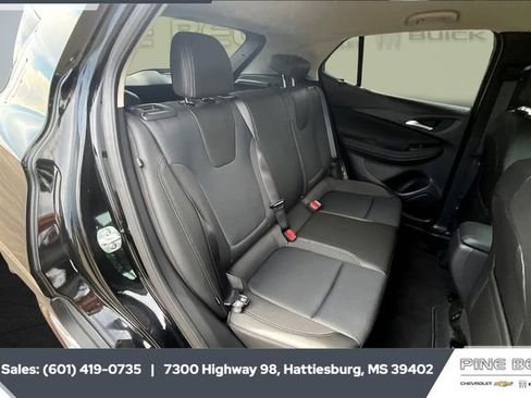 New 2025 Buick Encore GX Preferred image 8