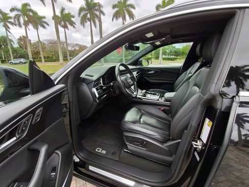 Used 2019 Audi Q8 Premium Plus AWD/4WD image 20