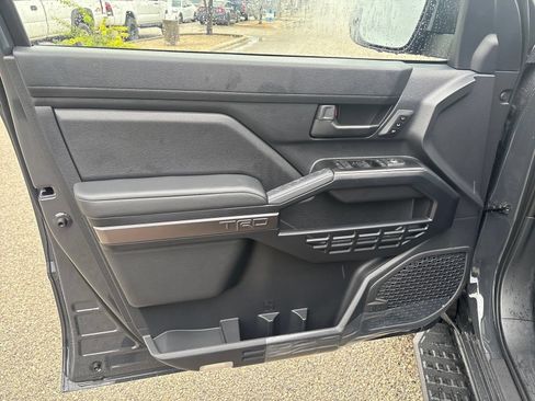 New 2026 Toyota 4Runner TRD Off-Road Premium AWD/4WD image 27