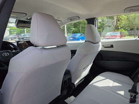 Certified 2024 Toyota Corolla Cross L FWD image 23