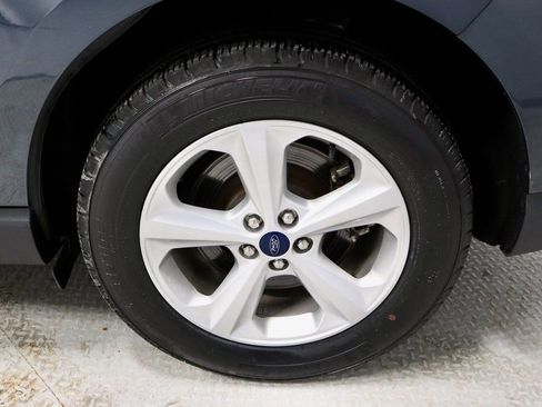 Certified 2022 Ford Edge SE image 19