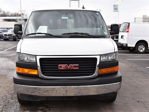 Used 2024 GMC Savana 2500 w/ Driver Convenience Package image 4