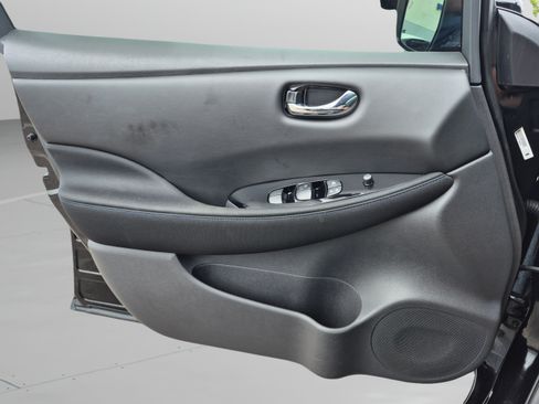 Used 2023 Nissan Leaf SV Plus FWD image 23
