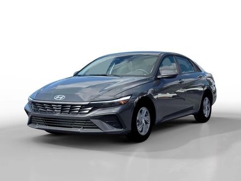 New 2026 Hyundai Elantra SE FWD image 1