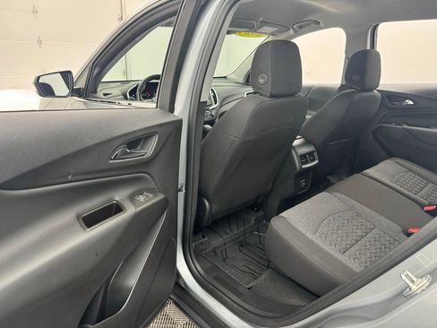 Used 2024 Chevrolet Equinox LT w/ LPO, Floor Liner Package FWD image 34