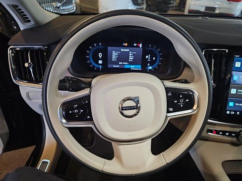 Certified 2025 Volvo V90 B6 Cross Country Plus image 20
