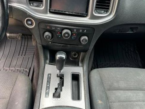 Used 2011 Dodge Charger SE w/ Connectivity Group image 15
