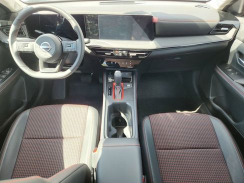 New 2025 Nissan Kicks SR w/ Interior Electronics Package AWD/4WD image 10