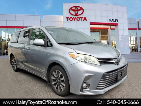 Used 2018 Toyota Sienna XLE w/ XLE Navigation Package AWD/4WD image 1