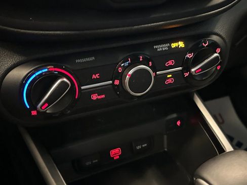 Used 2020 Kia Soul GT-Line w/ GT 2.0L Power Sunroof Package FWD image 14