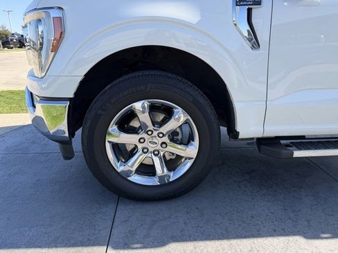 Used 2021 Ford F150 Lariat w/ Equipment Group 502A High image 4