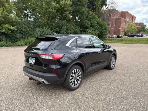 Used 2020 Ford Escape Titanium AWD/4WD image 31