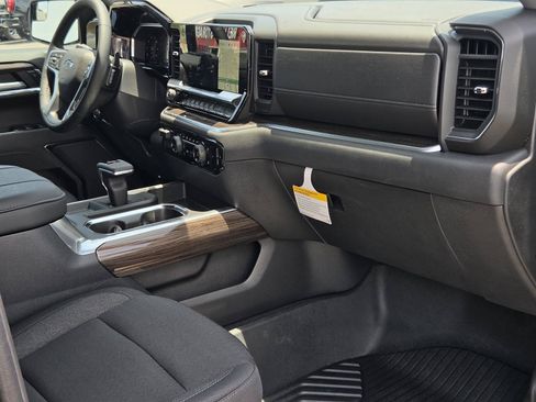 New 2026 Chevrolet Silverado 1500 LT Trail Boss AWD/4WD image 9
