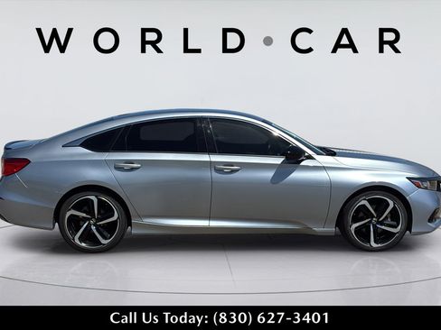Used 2021 Honda Accord Sport image 15