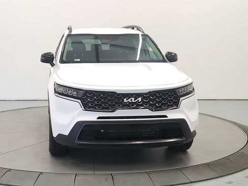 Used 2023 Kia Sorento S AWD/4WD image 3
