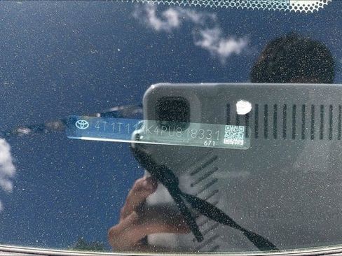 Used 2023 Toyota Camry SE w/ Convenience Package image 33