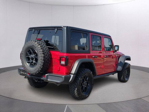 Used 2025 Jeep Wrangler Unlimited Sport AWD/4WD image 5