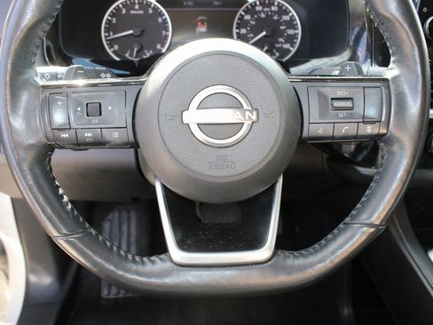 Used 2022 Nissan Pathfinder SL w/ SL Premium Package image 13