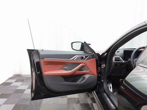 New 2026 BMW 440i xDrive w/ Premium Package image 4