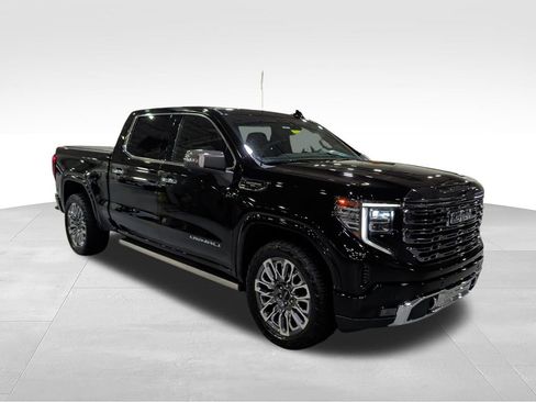 Used 2024 GMC Sierra 1500 Denali Ultimate AWD/4WD image 3