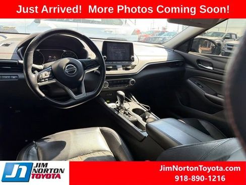 Used 2021 Nissan Altima 2.5 SR w/ SR Premium Package FWD image 8