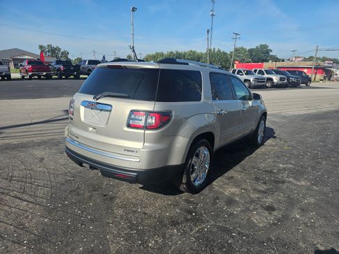 Used 2017 GMC Acadia Limited SLT AWD/4WD image 5
