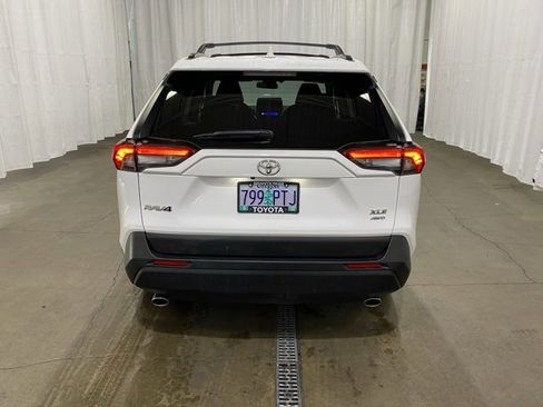 Certified 2024 Toyota RAV4 XLE w/ Convenience Package image 5