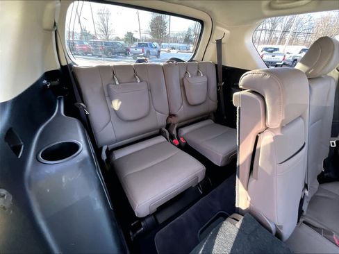 Used 2023 Lexus GX 460 Premium w/ Premium Package image 17