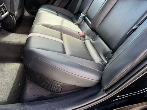 Used 2025 Toyota Camry SE w/ Convenience Package FWD image 10