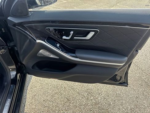 Used 2022 Mercedes-Benz S 500 4MATIC image 14
