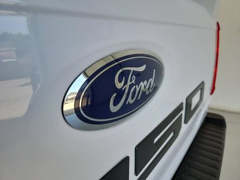 Used 2023 Ford F150 XL w/ FX4 Off-Road Package AWD/4WD image 8