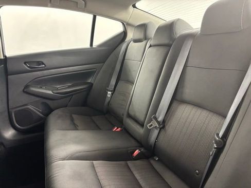 Used 2024 Nissan Altima 2.5 SV image 11