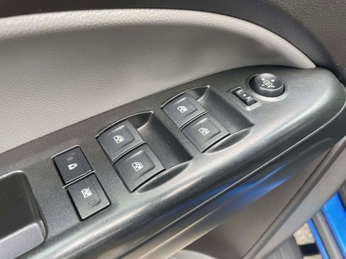 Used 2018 Chevrolet Colorado W/T w/ WT Convenience Package RWD image 6