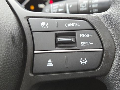 Used 2023 Honda CR-V EX image 8