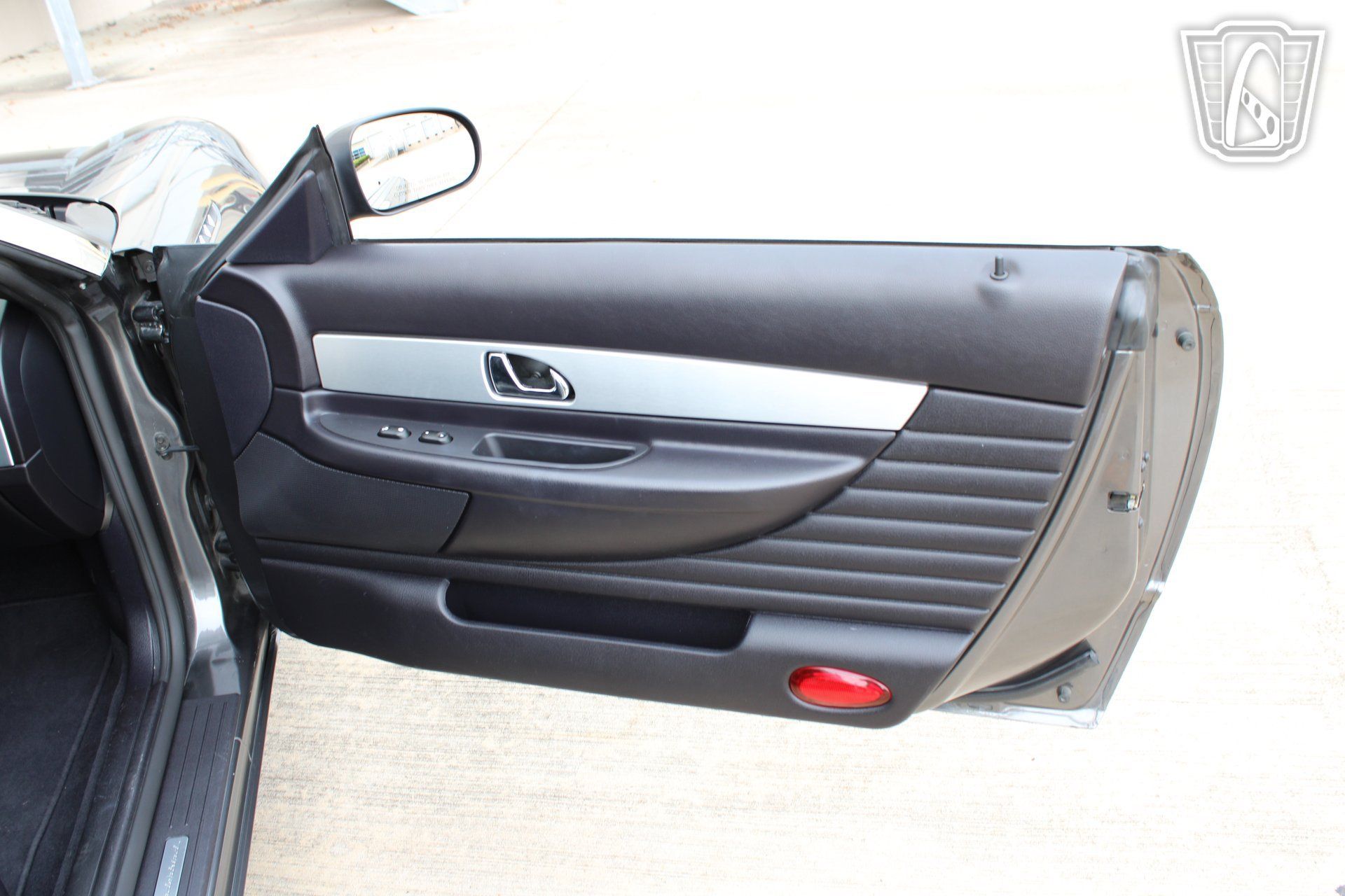 Used 2003 Ford Thunderbird RWD image 18