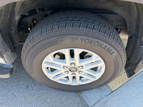 Used 2025 Toyota Sequoia SR5 AWD/4WD image 7