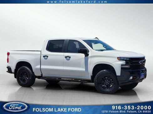 Used 2022 Chevrolet Silverado 1500 LT Trail Boss w/ Convenience Package II AWD/4WD image 1