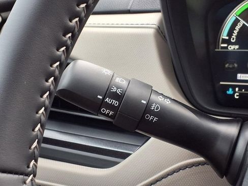 New 2026 Subaru Forester Premium AWD/4WD image 13