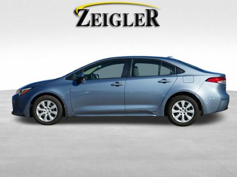 Used 2024 Toyota Corolla XLE image 4