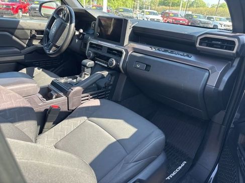 Used 2025 Toyota Tacoma SR5 image 14