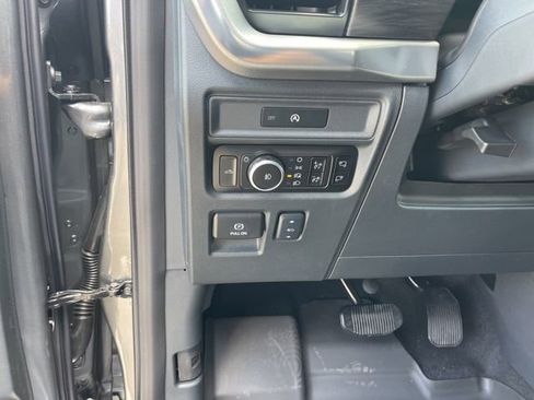 New 2025 Ford F150 Lariat w/ Equipment Group 501A Mid image 13