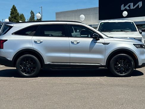 Used 2021 Kia Sorento S AWD/4WD image 3