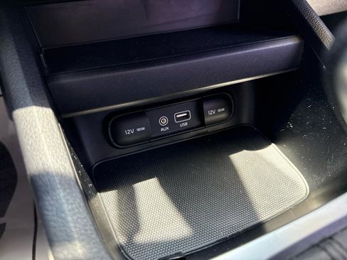 Used 2019 Kia Forte LXS FWD image 37